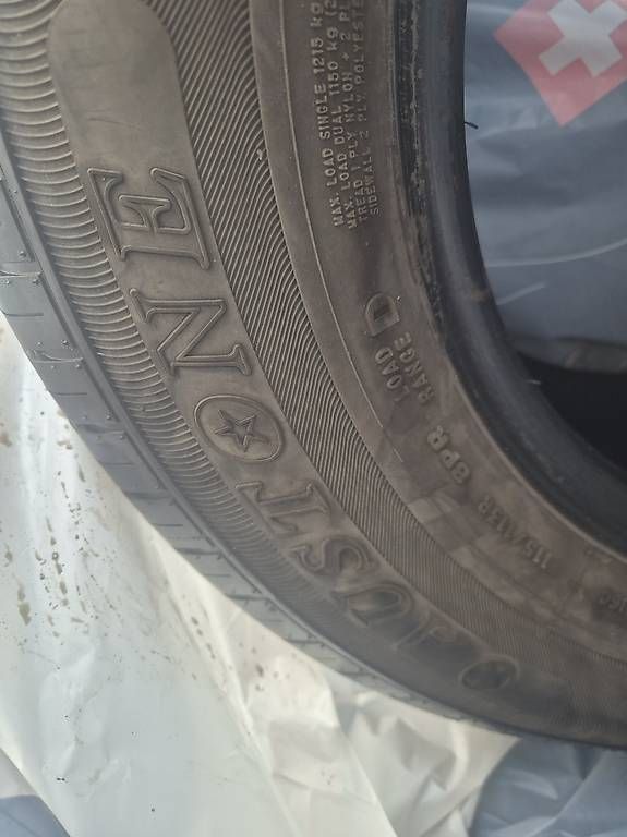 Pneus & Kompletträder: Sommerpneu 235/65 R16C – Gebraucht aus Chur von Markeroni 1