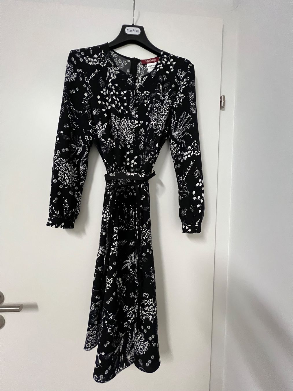 Max Mara Vestiti: Max Mara Studio Kleid Gr. 38 neuwertig – Usato da Ronco sopra Ascona venduto da heisenberg02 2