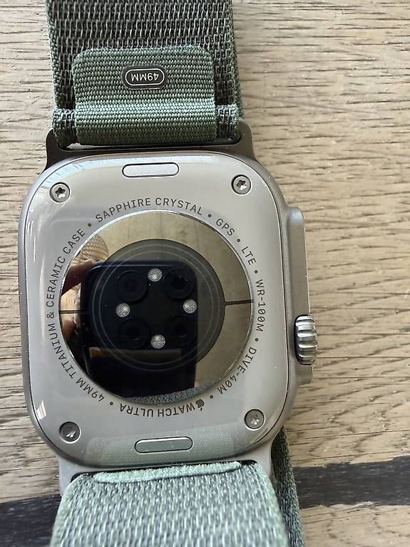 Smartwatch: Apple Watch Ultra 49mm  – Usato da Sigriswil venduto da nab_q7rs 1