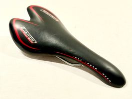 FSA FULL SPEED AHEAD saddle Leder Sattel 207g / 2606