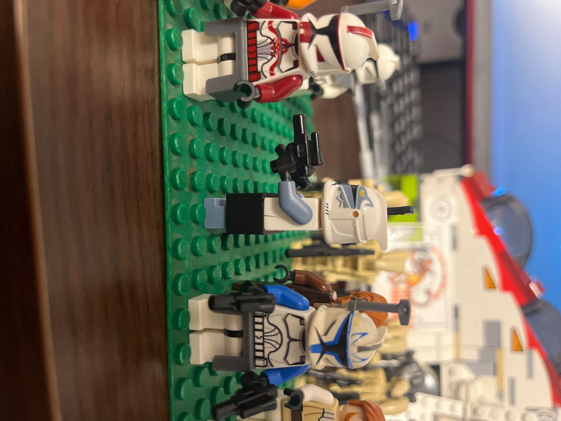 Lego Giocattoli: 2x LEGO STAR WARS 7676 + Commander Wolf, Fox & Rex!! – Usato da Geuensee venduto da kay_rj67 6