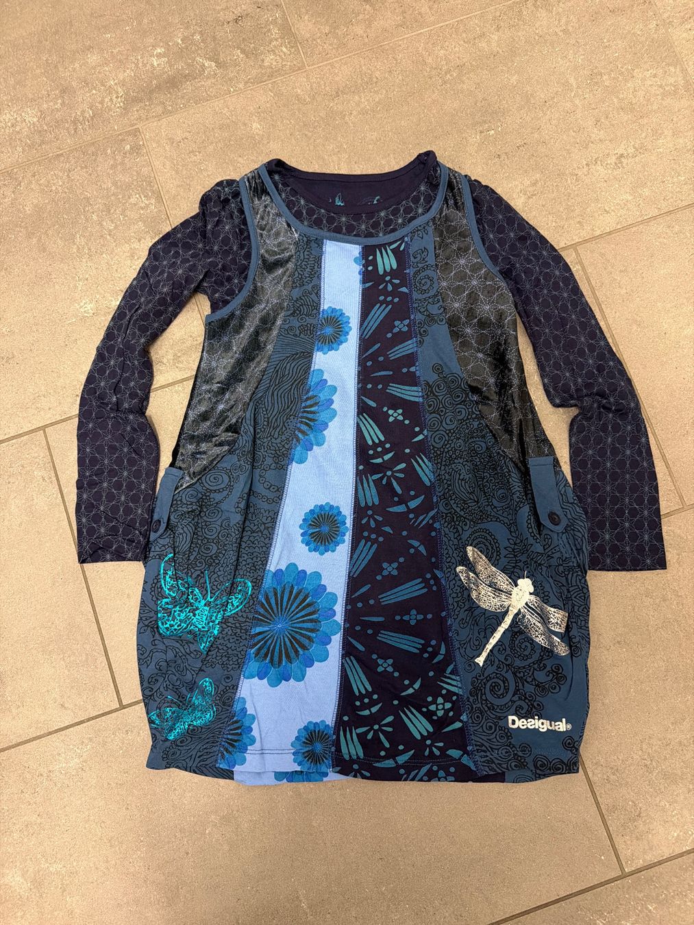 Desigual Vestiti & Gonne: Neues Kleid / Röckli von DESIGUAL – Nuovo (secondo la descrizione) da Steffisburg venduto da elle013