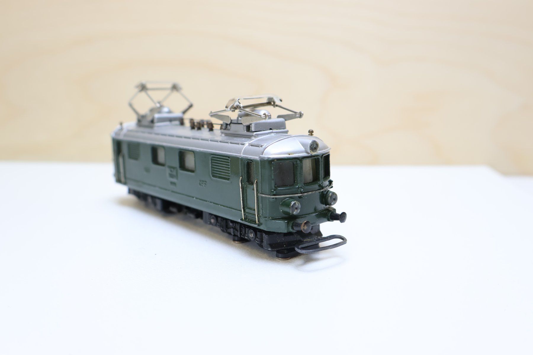 Wesa Modellini di ferrovie: WESA SBB Re 4/4 E-Lok & Güterzug Set - OVP – Usato da Winterthur venduto da Monstera 4