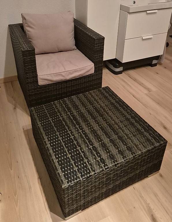 Sgabelli: Lounge Hocker aus Rattan – Usato da Bonstetten venduto da nic_kys5