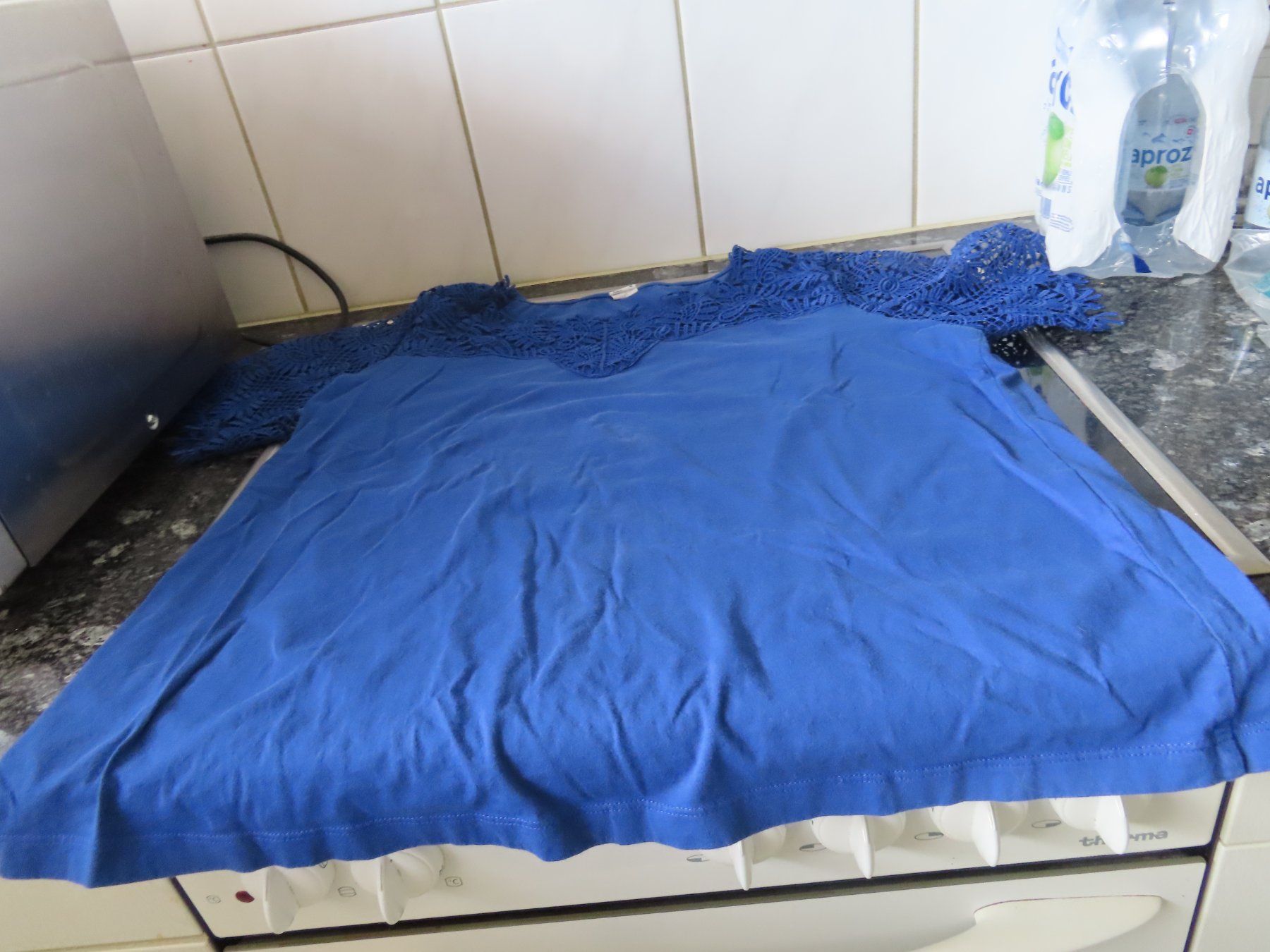 Hosen: 1X Hose Mit  T- Shirt – Gebraucht aus Rüfenacht BE von tial70 2