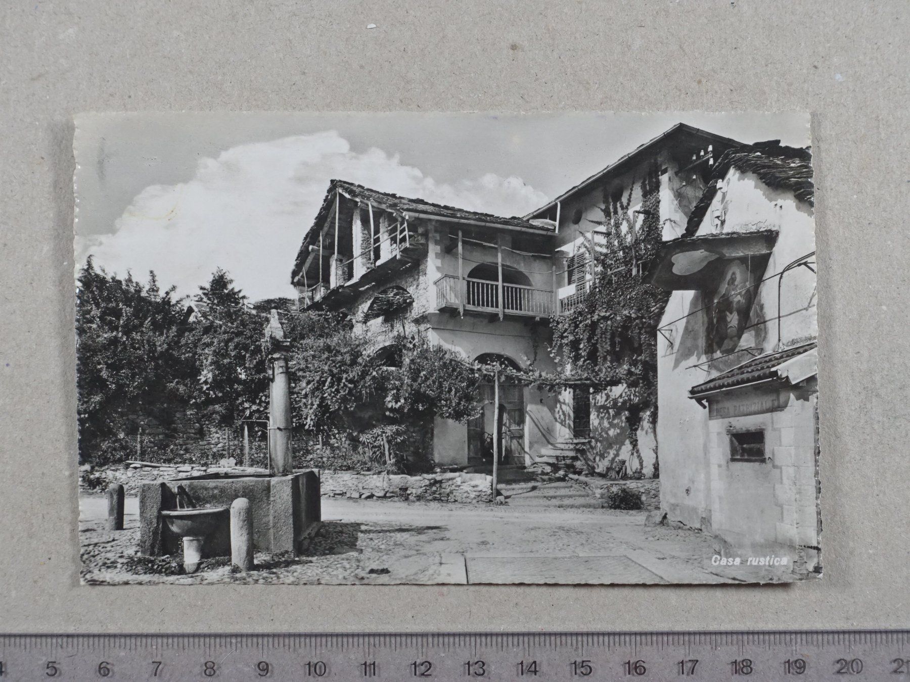 Cartoline postali: Casa Rustica, Poststempel Lugano, 1944 – Usato da Lenzburg venduto da fh1