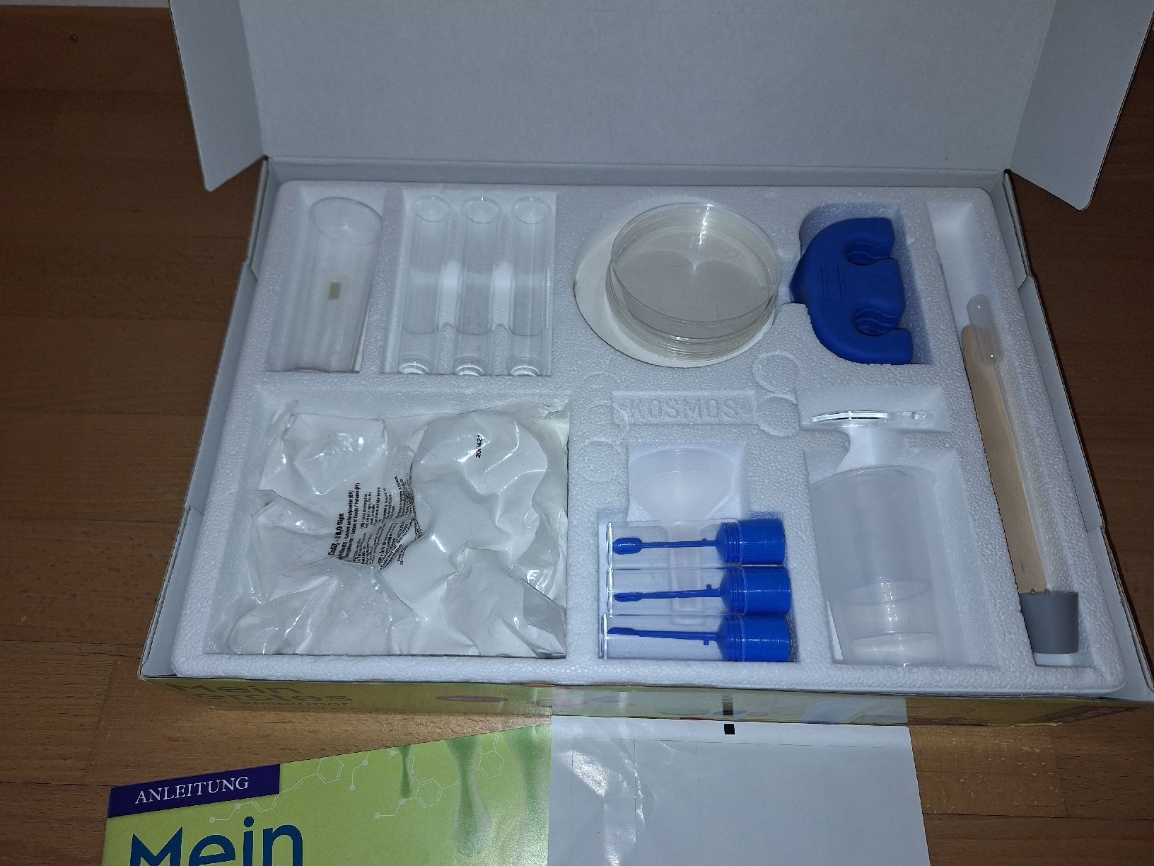 Kosmos Giocattoli: Kosmos "Mein erstes Chemielabor" – Usato da Oberrieden venduto da man_9tm2 3