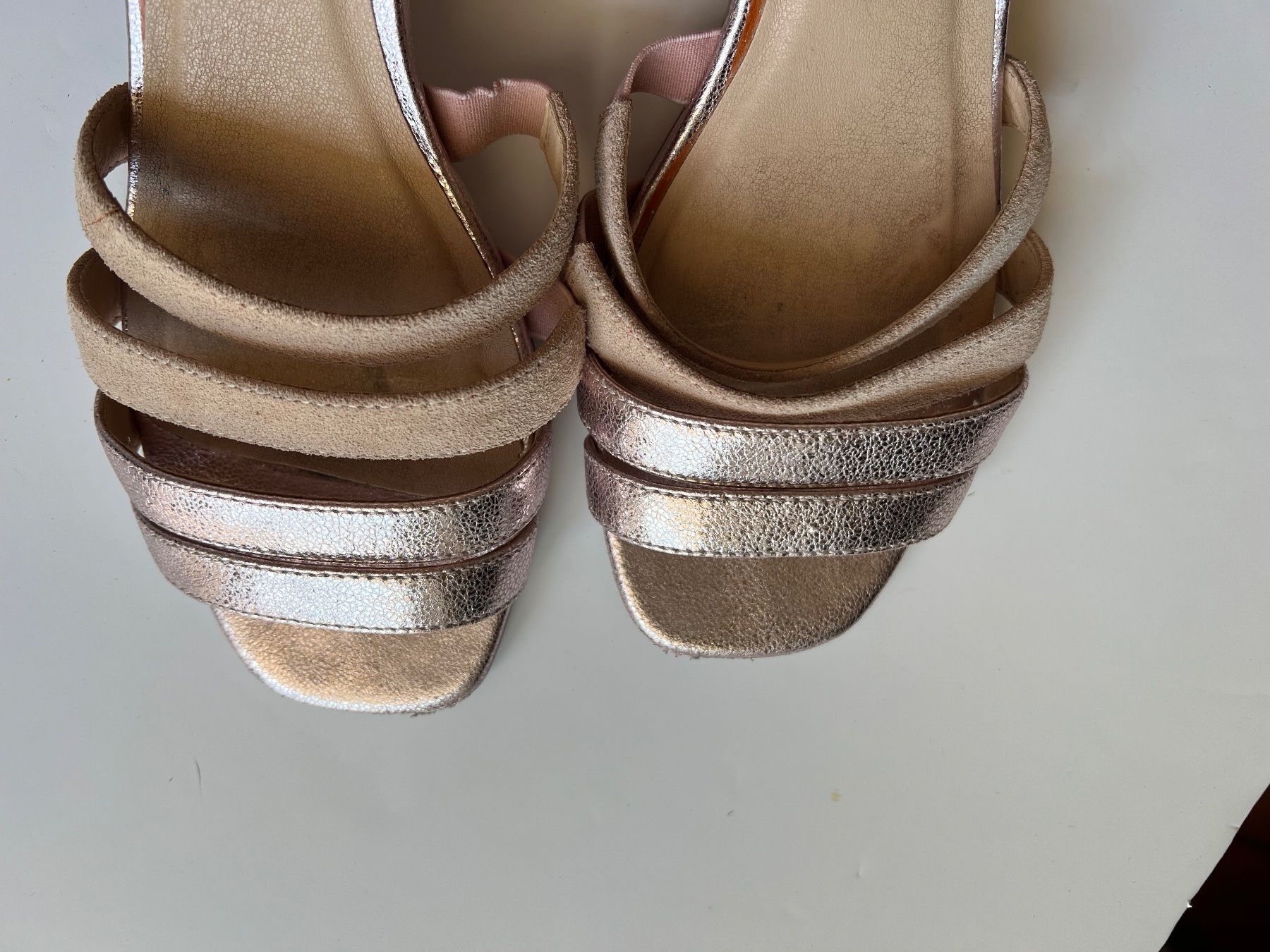 Scarpe da donna: Sandales en cuir rose 38 – Usato da Neuchâtel venduto da Thesebootsaremadeforwalking 5