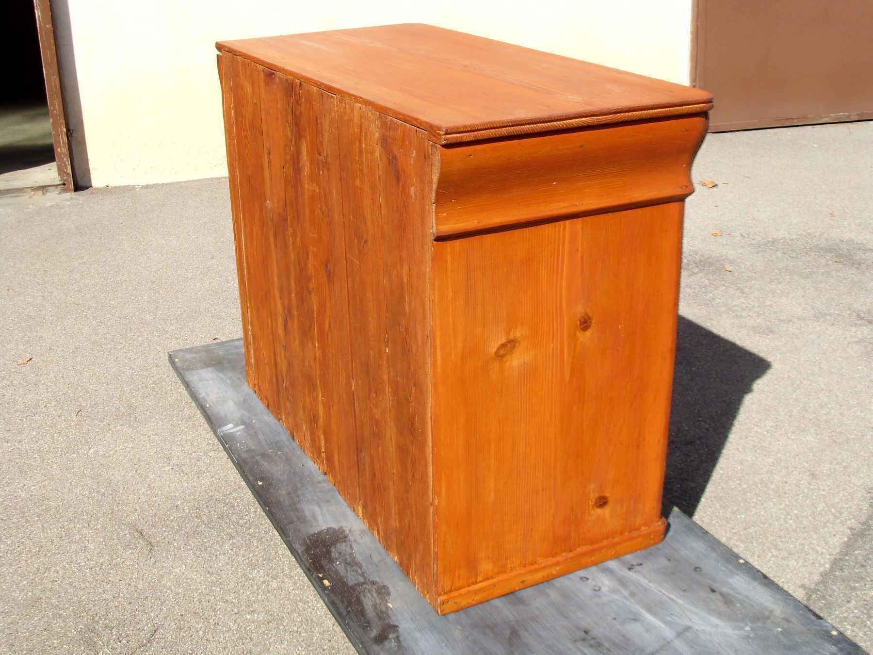 Cassettiere: Kommode Massivholz. – Usato da schaan venduto da quin1 1