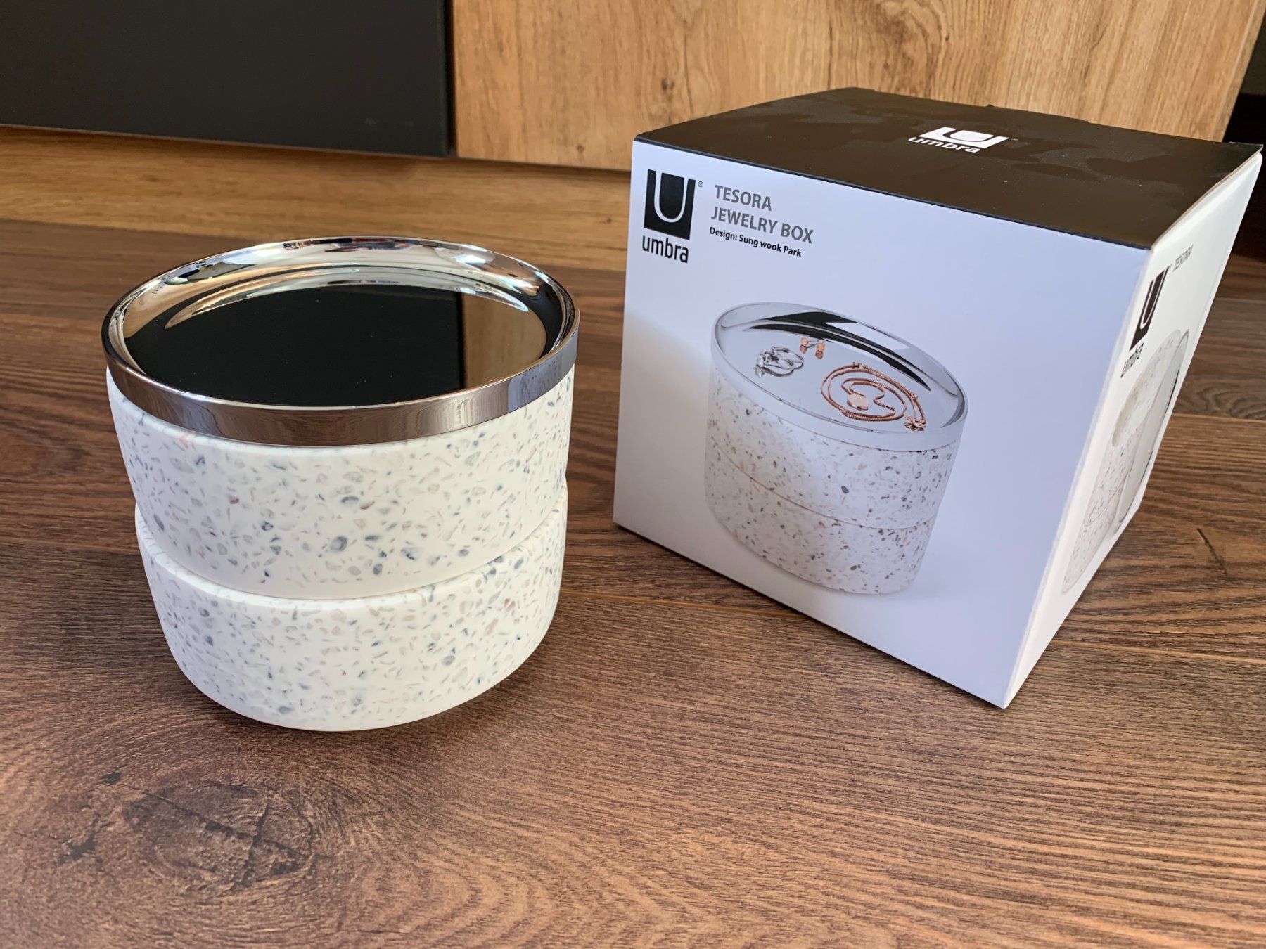 Coffrets à bijoux: Original Tesora Schmuck Box, Uhrenbox – Neuf avec emballage d'origine à Courlevon par Topwatch3000 3