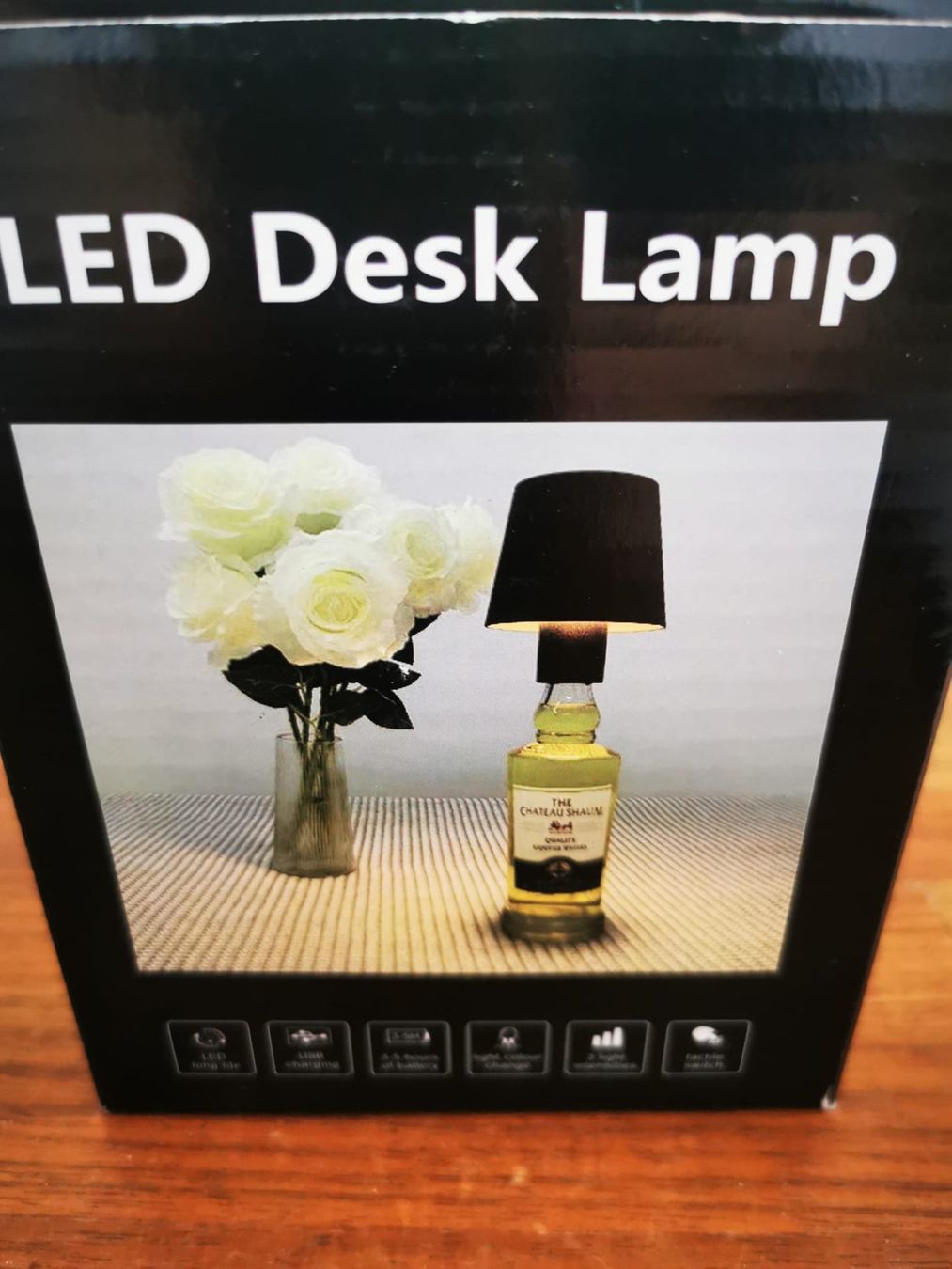 Lampes: LED Tischleuchte – Neuf avec emballage d'origine à Schwyz par Balmer92 1