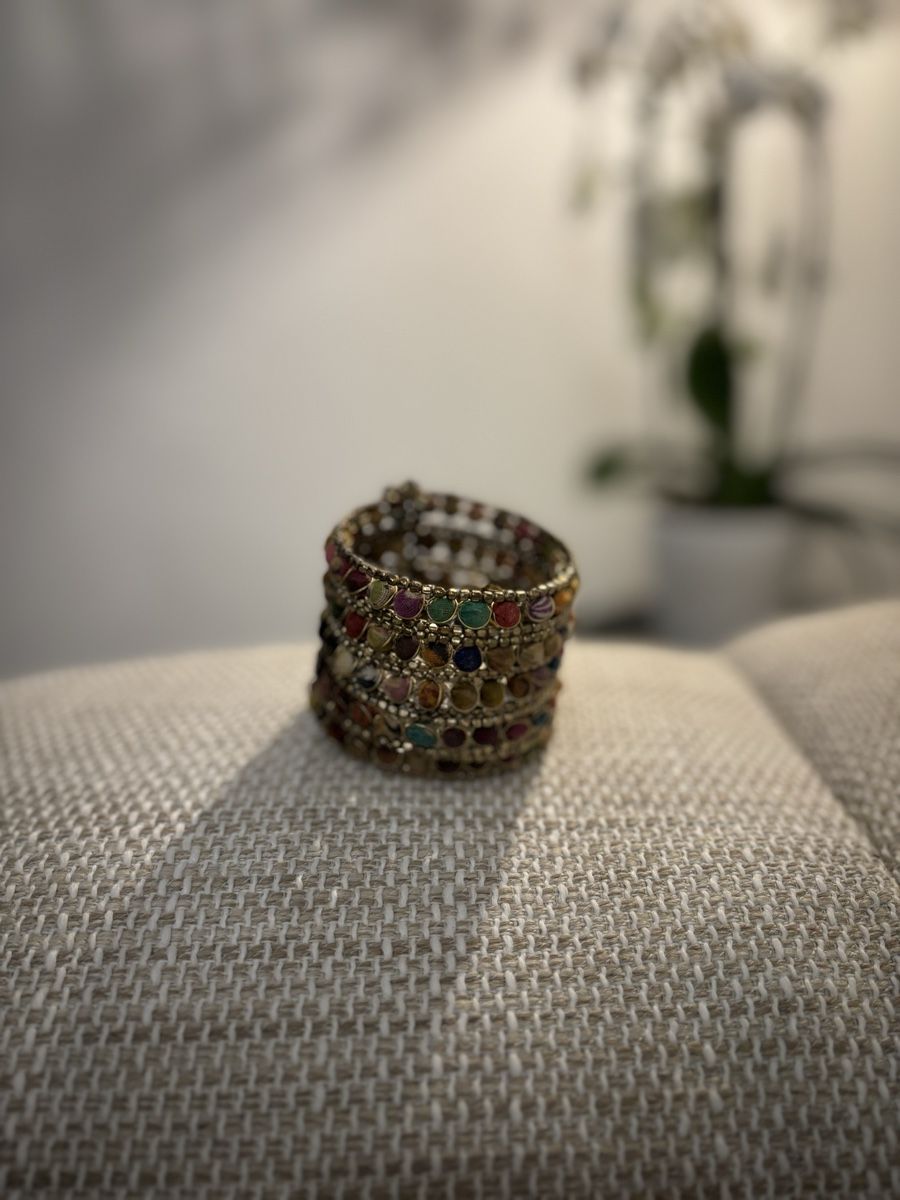 Armbänder & -reifen: Wunderschöner Armreif mit bunten Steinen – Neu (gemäss Beschreibung) aus St.Gallen von Monrose 1