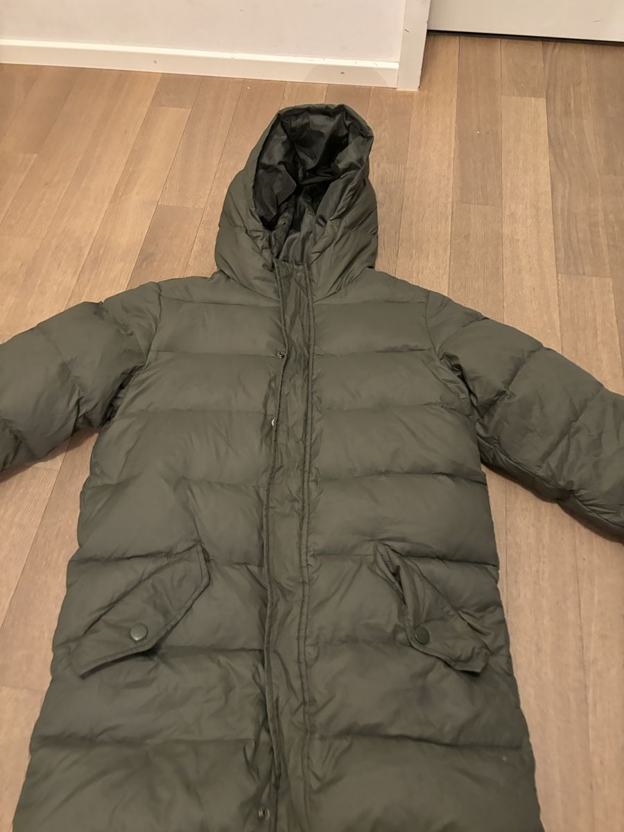 Benetton Cappotti: Neuwertiger Wintermantel Grösse 150 – Nuovo (secondo la descrizione) da Rüschlikon venduto da abo66