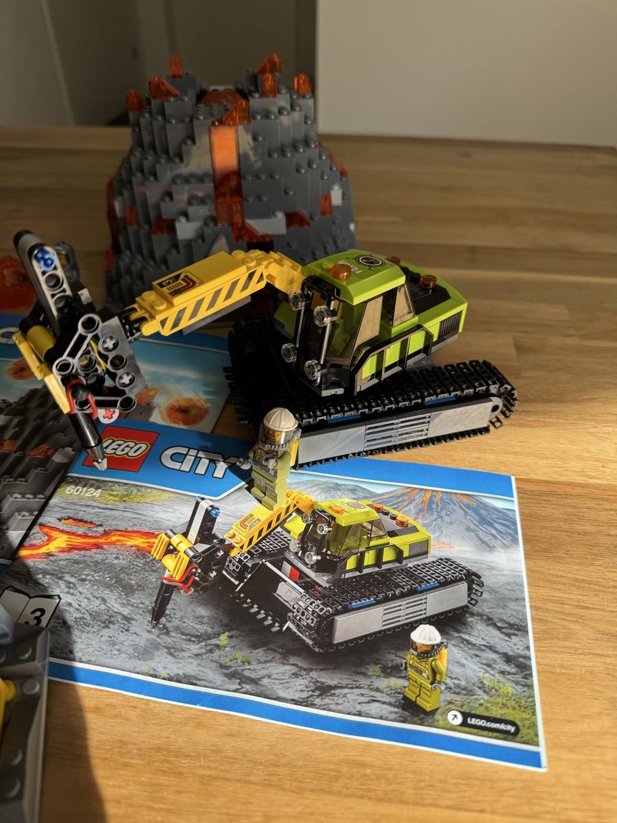 Lego Baukästen: LEGO City 60124 Volcano Exploration Base – Gebraucht aus Kilchberg ZH von hen_ml78 2