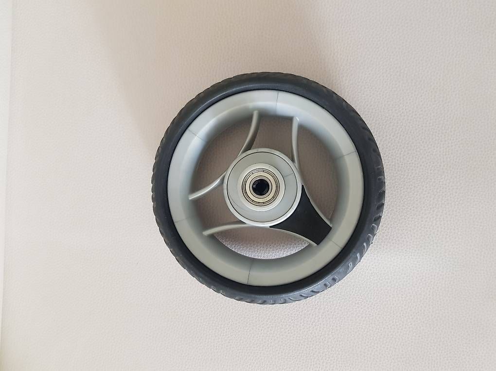 Kinderwagen: Teutonia Vorderrad 60 , ohne Gabel für BeYou, Cosmo, Lambda – Gebraucht aus Winterthur von Happy-Baby 1