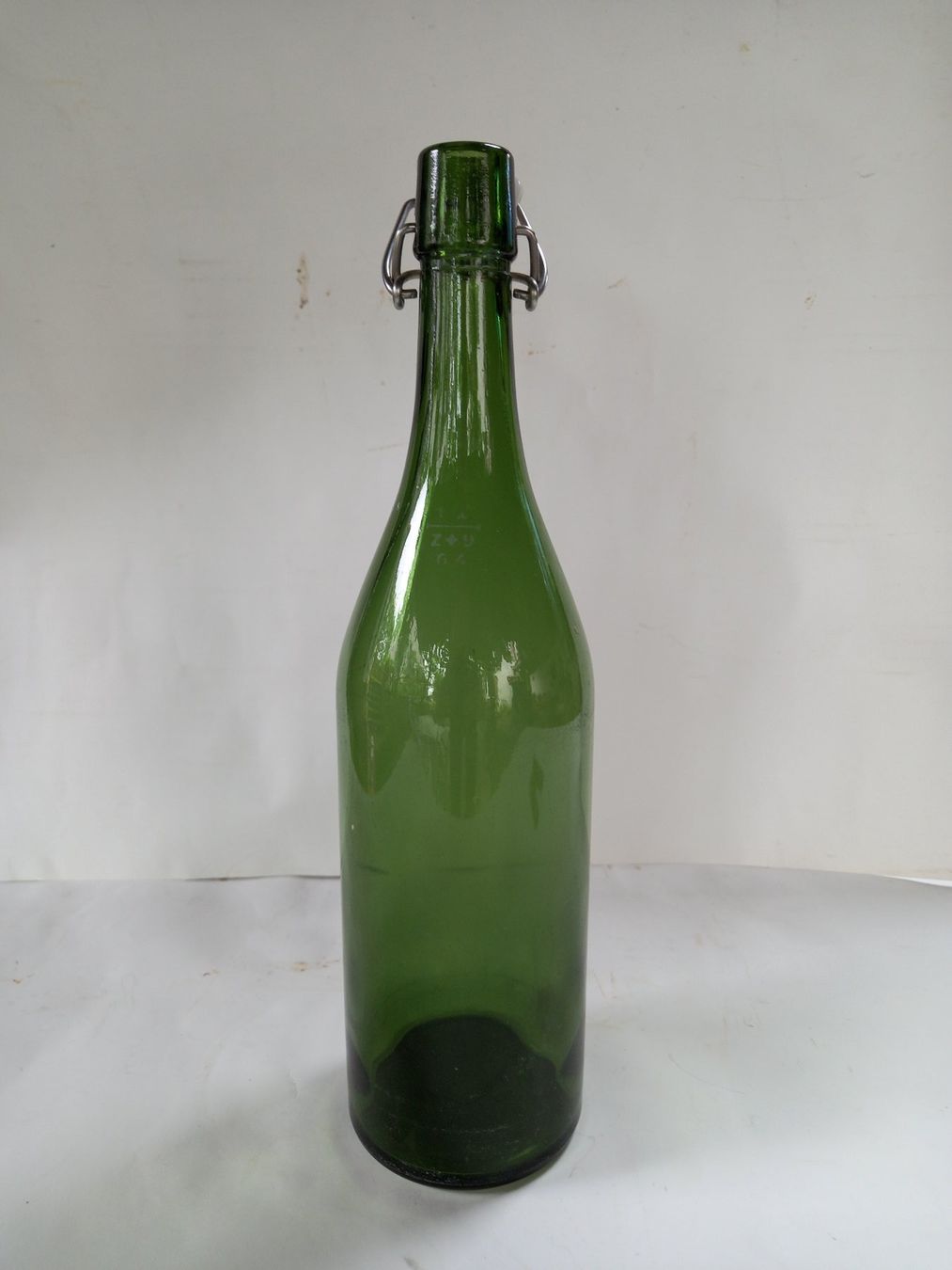 Gläser, Krüge & Flaschen: Glasflasche Jahrgang 1964 – Gebraucht aus Seon von Zack_16