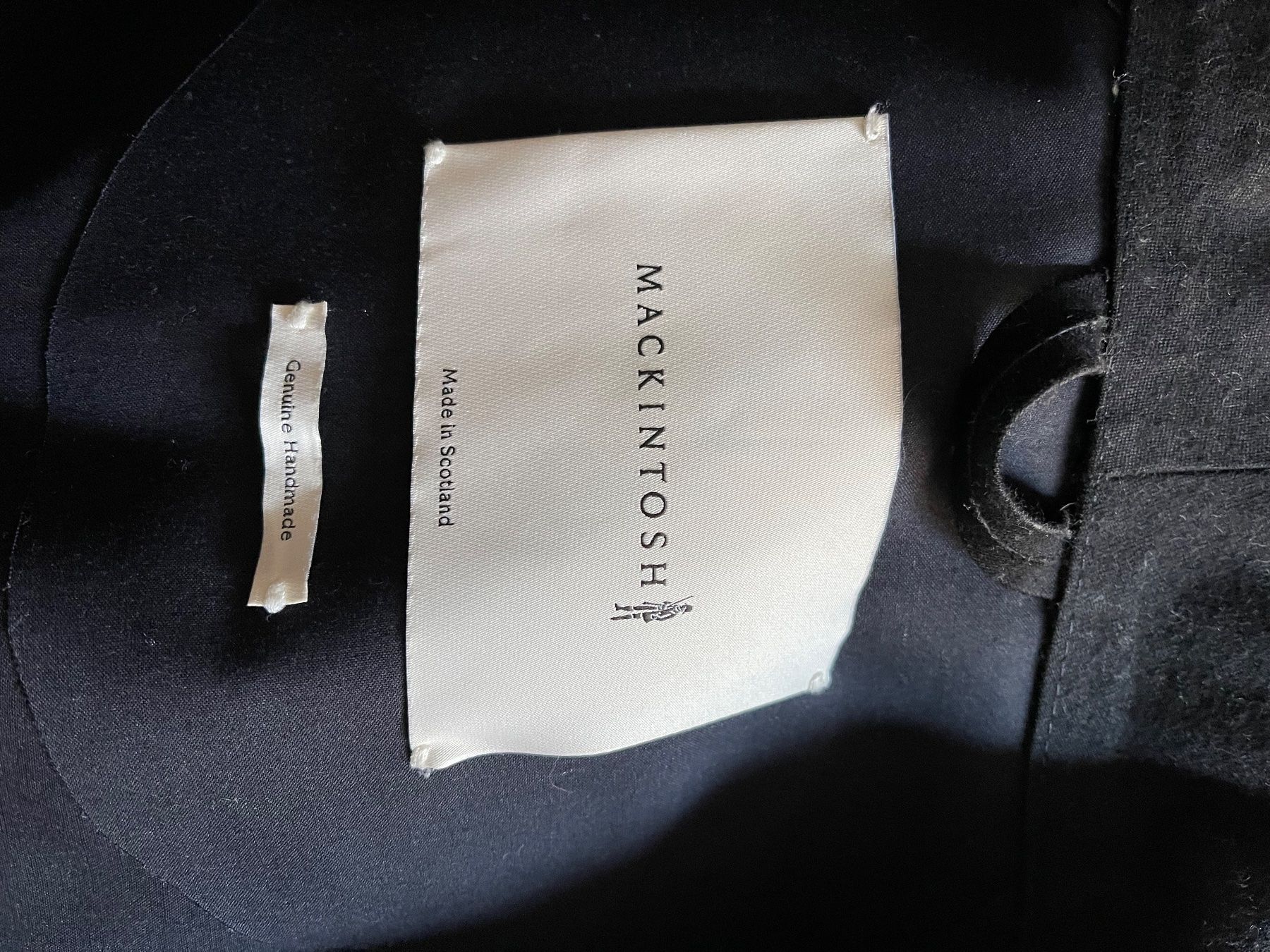 Cappotti: Mackintosh trench coat 1400! – Usato da Barna venduto da orbuyorcry 3