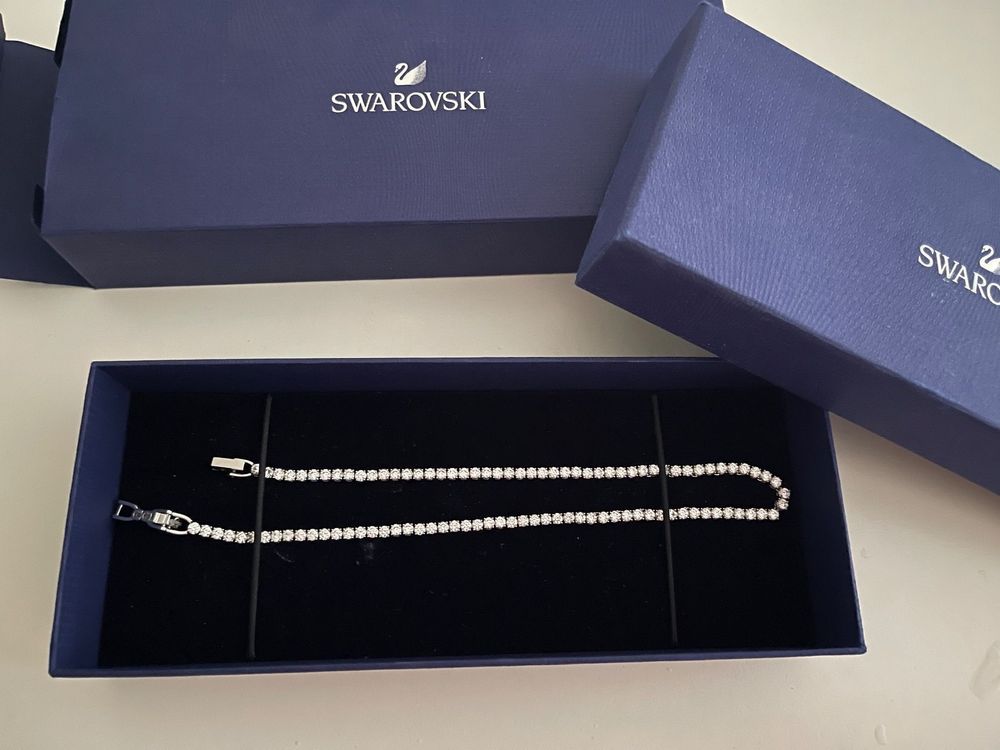 Swarovski Tennis Deluxe Halskette Rundschliff, Weiß, Rhodini Kaufen