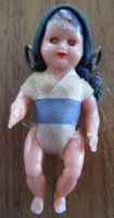 Puppe 6cm gross Antik mind. 60 Jahre alt