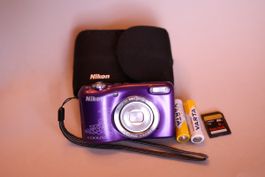 Nikon Coolpix L29 Lila Kompaktkamera mit Tasche & 8GB SD