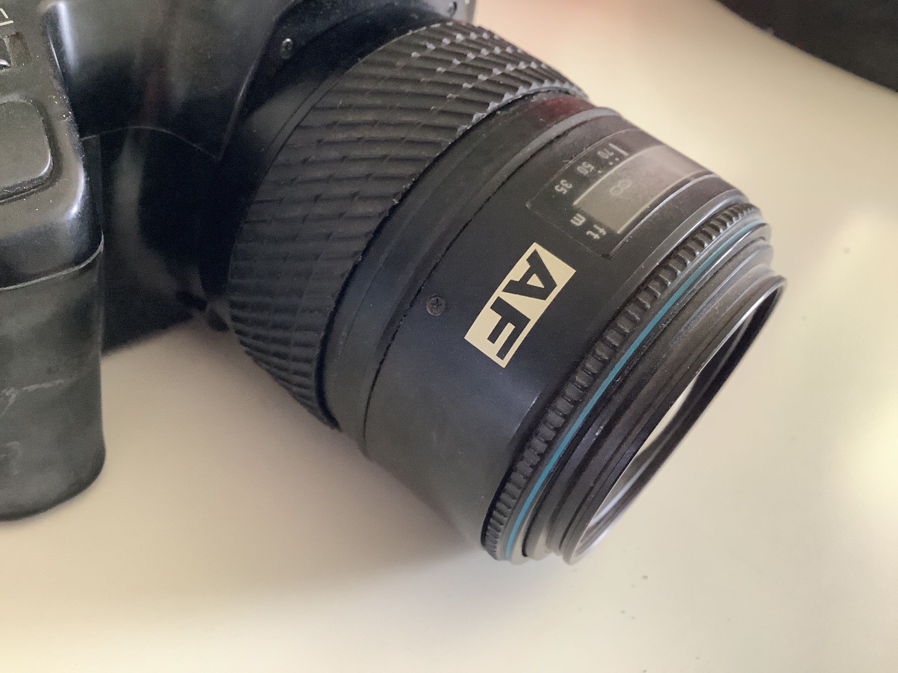 Minolta Fotocamera: Alte Minolta DYNAX 3000i mit Blitz – Usato da Oberengstringen venduto da Pepper6 4