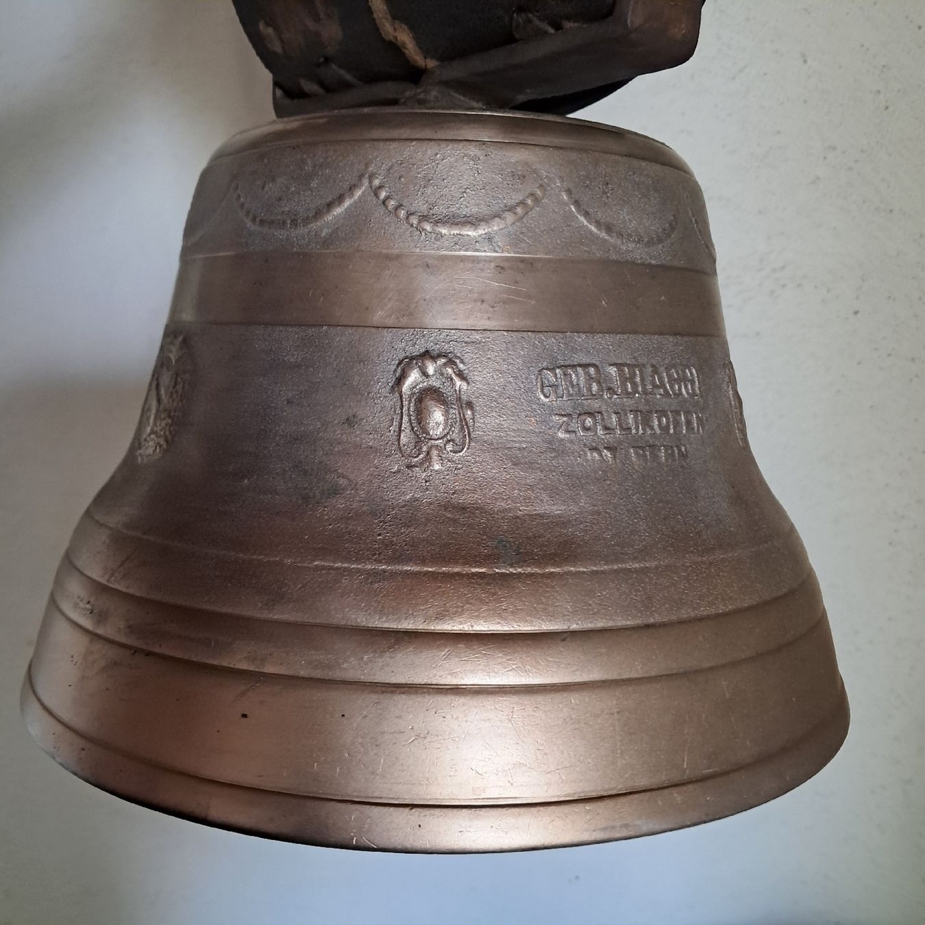 Cloches & sonnailles: GROSSE ALTE BIAGGI GLOCKE ab 2Fr!! – D'occasion à Murten par SHETHOF 4