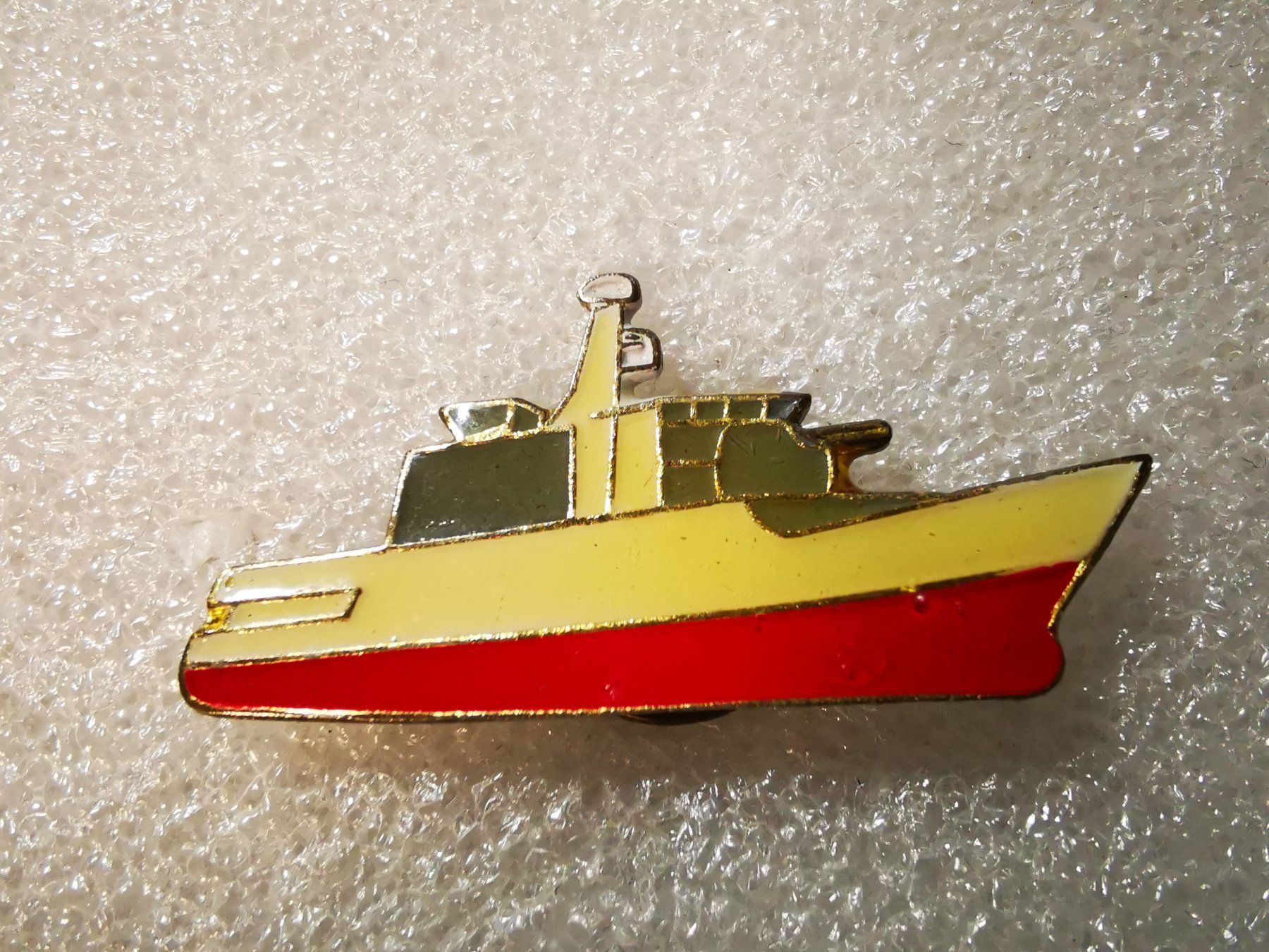 Placchette & Badge: Ansteckpin 6: Schiff Kampfschiff – Usato da Oppligen venduto da Pin-Fall-Shop