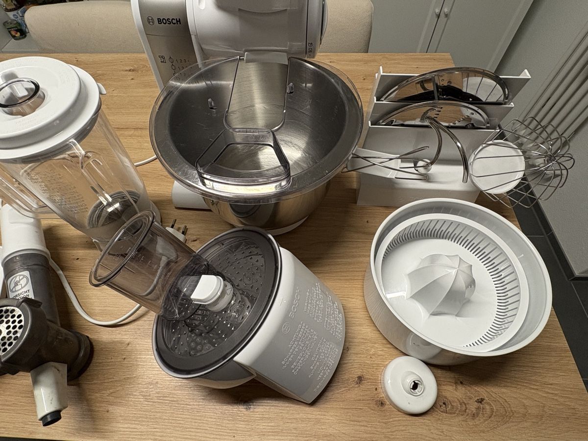 Bosch Appareils de cuisine: Bosch Küchenmaschine – D'occasion à Horw par oli_g65y 3