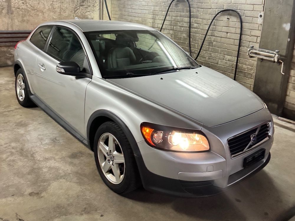 Volvo C30 1.6 Diesel ab MFK und 8-Fach Bereift