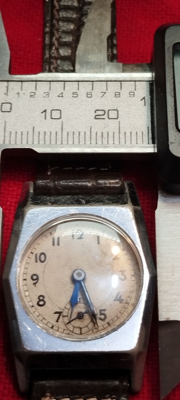 Orologi: Montre années 30's – Usato da La Chaux-de-Fonds venduto da jac_9llg 6