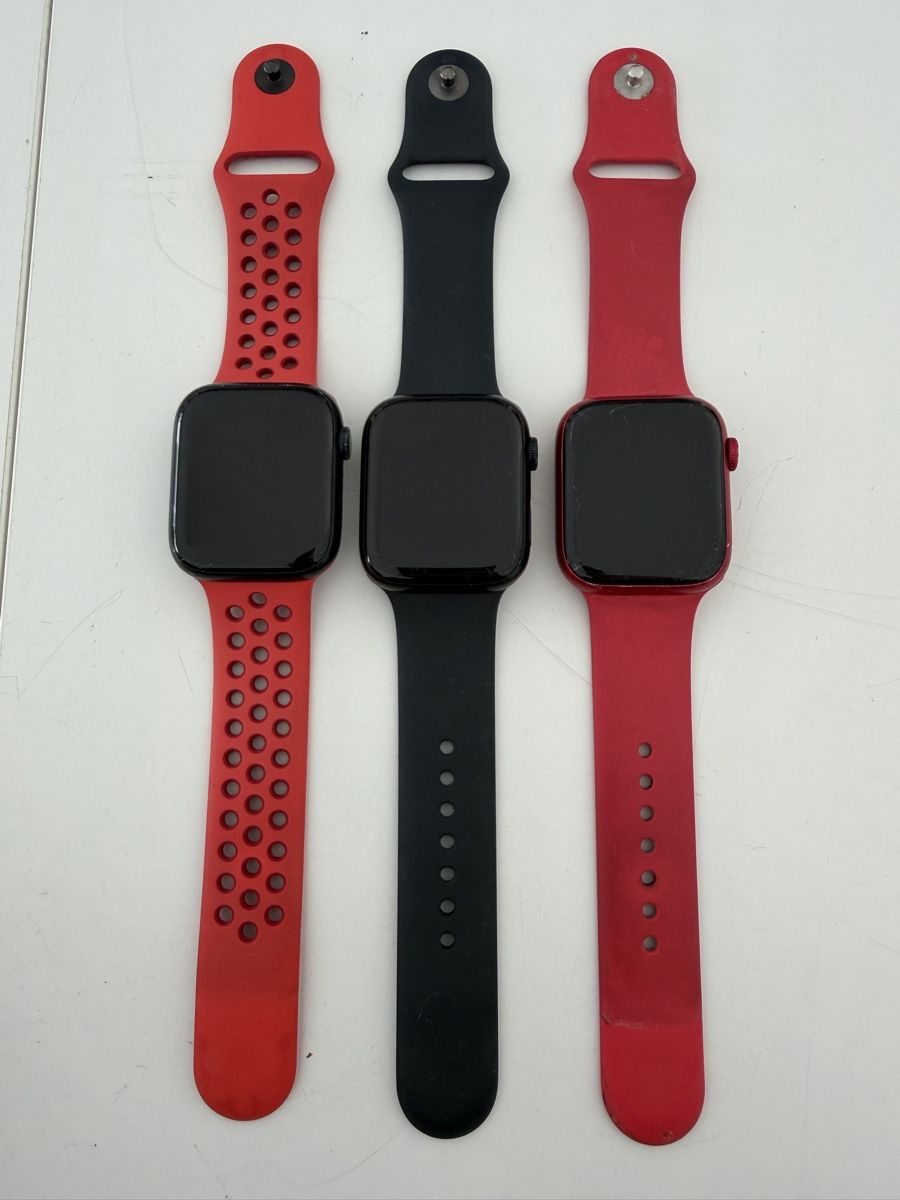 Apple Smartwatch: 3 x Apple Watch – Défectueux à Brunnen par Nextmd
