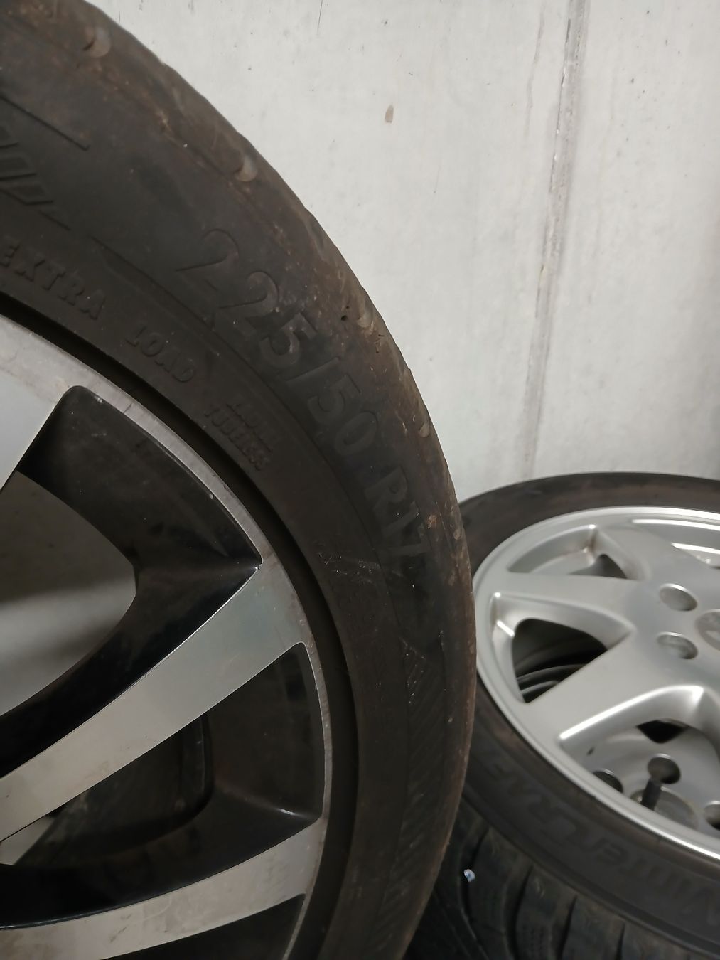 Skoda Pneumatici & Ruote complete: Skoda Seti Alufelgen – Usato da Muhen venduto da Bergteam01 1