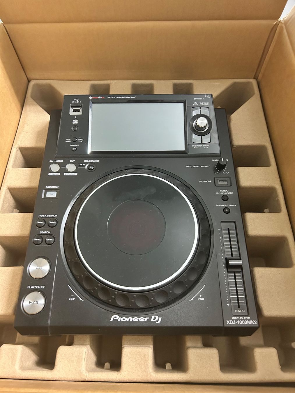 Pioneer Lettore multimediale & Streamer: CD Player MODEL XDJ-1000MK2 mit Tasche – Usato da Maienfeld venduto da LehnerAkustikAG 1