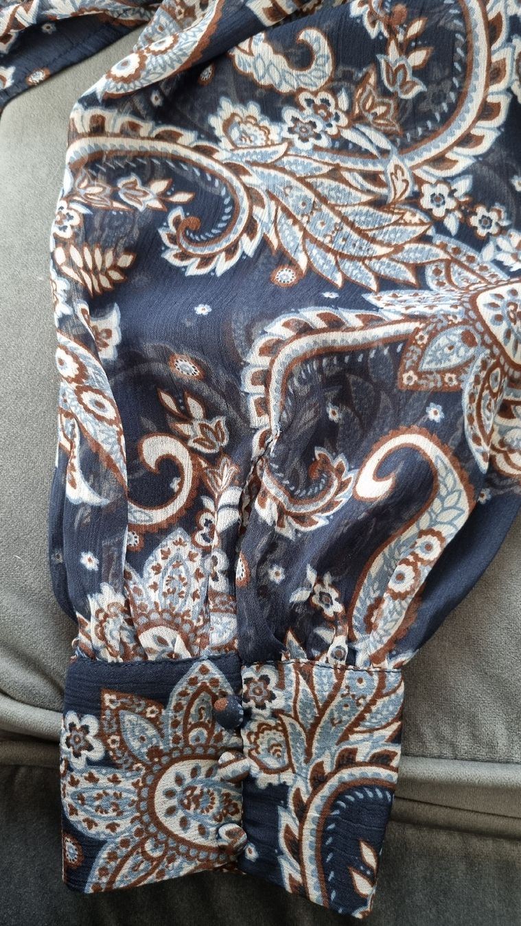 Vila Vestiti: Vila Kleid, Gr. 42, blaues Paisleymuster – Usato da Glattbrugg venduto da Hamburgstadt 4