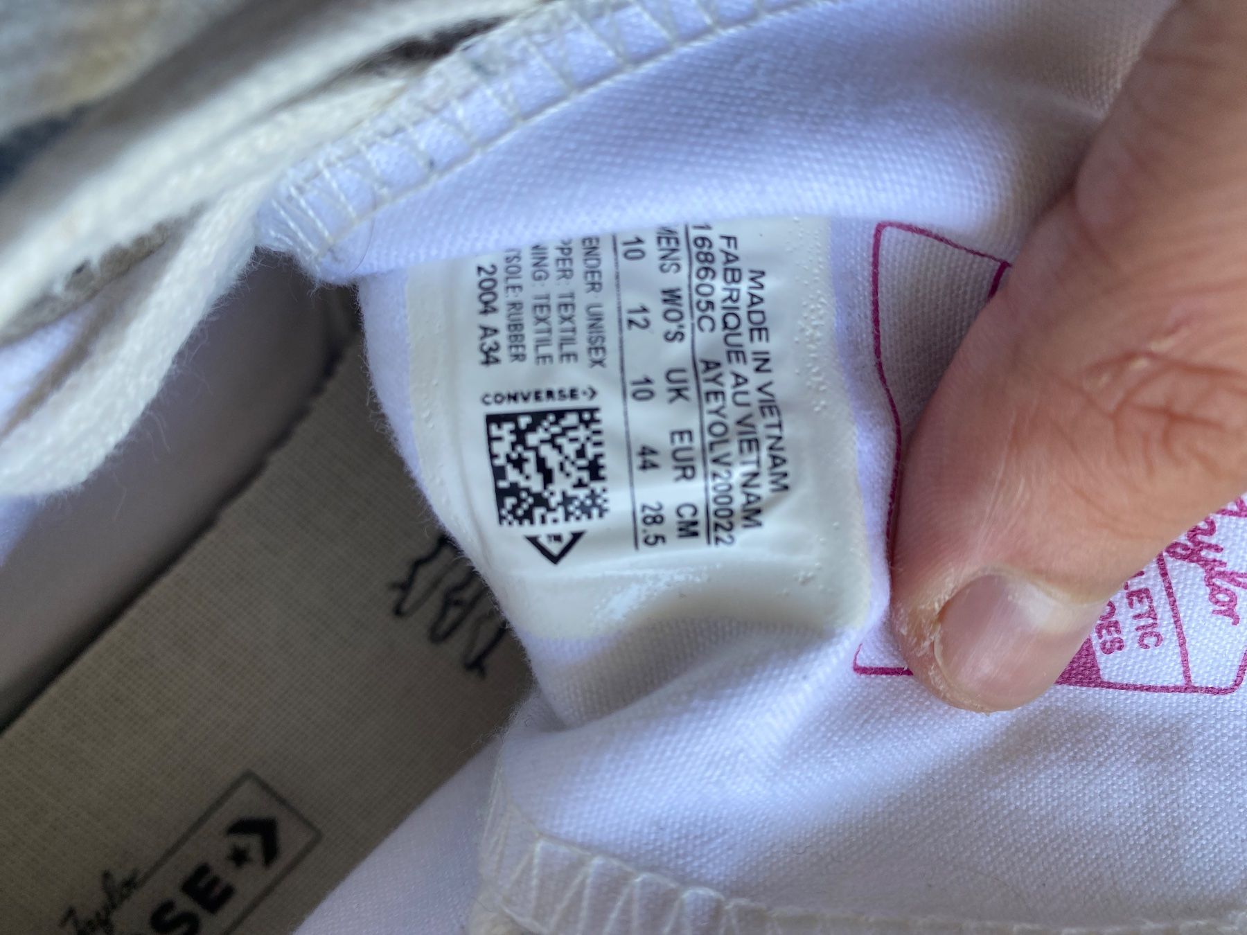 Converse Scarpe da uomo: Converse Chuck Taylor Gr.44/ wie neu – Nuovo (secondo la descrizione) da Zürich venduto da SunnySeller 3