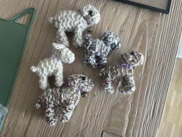 Gestrickte Schafe klein 5 Stk. mit Glöckchen