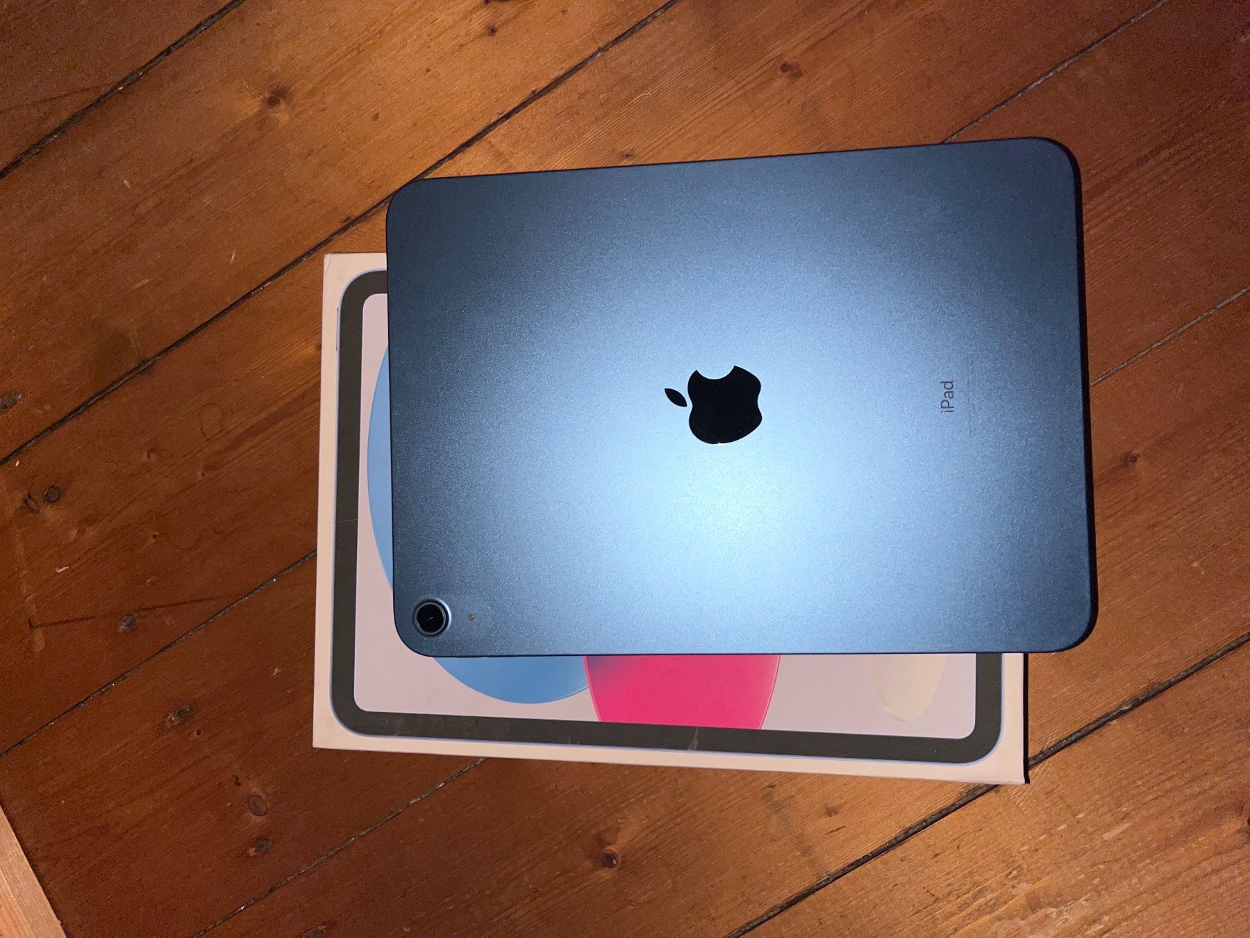 Apple Tablet PC: iPad Gen 10 256 GB – Usato da Oberwil b. Zug venduto da eri_5xx8