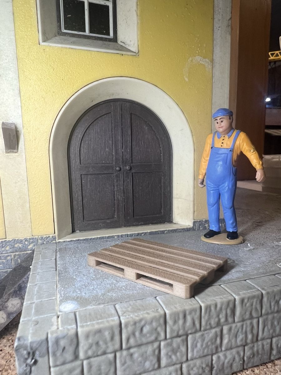 Modellini di ferrovie: 6x Palette 1:22 – Nuovo (secondo la descrizione) da Altdorf UR venduto da modellbau-widmer 2