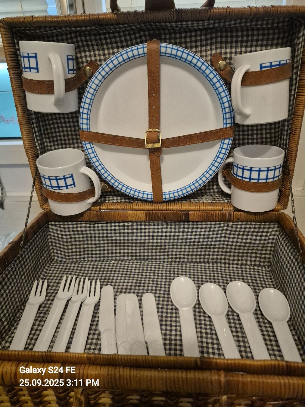 Altro per la casa: picknickkorb – Usato da Wettingen venduto da mirjhexe