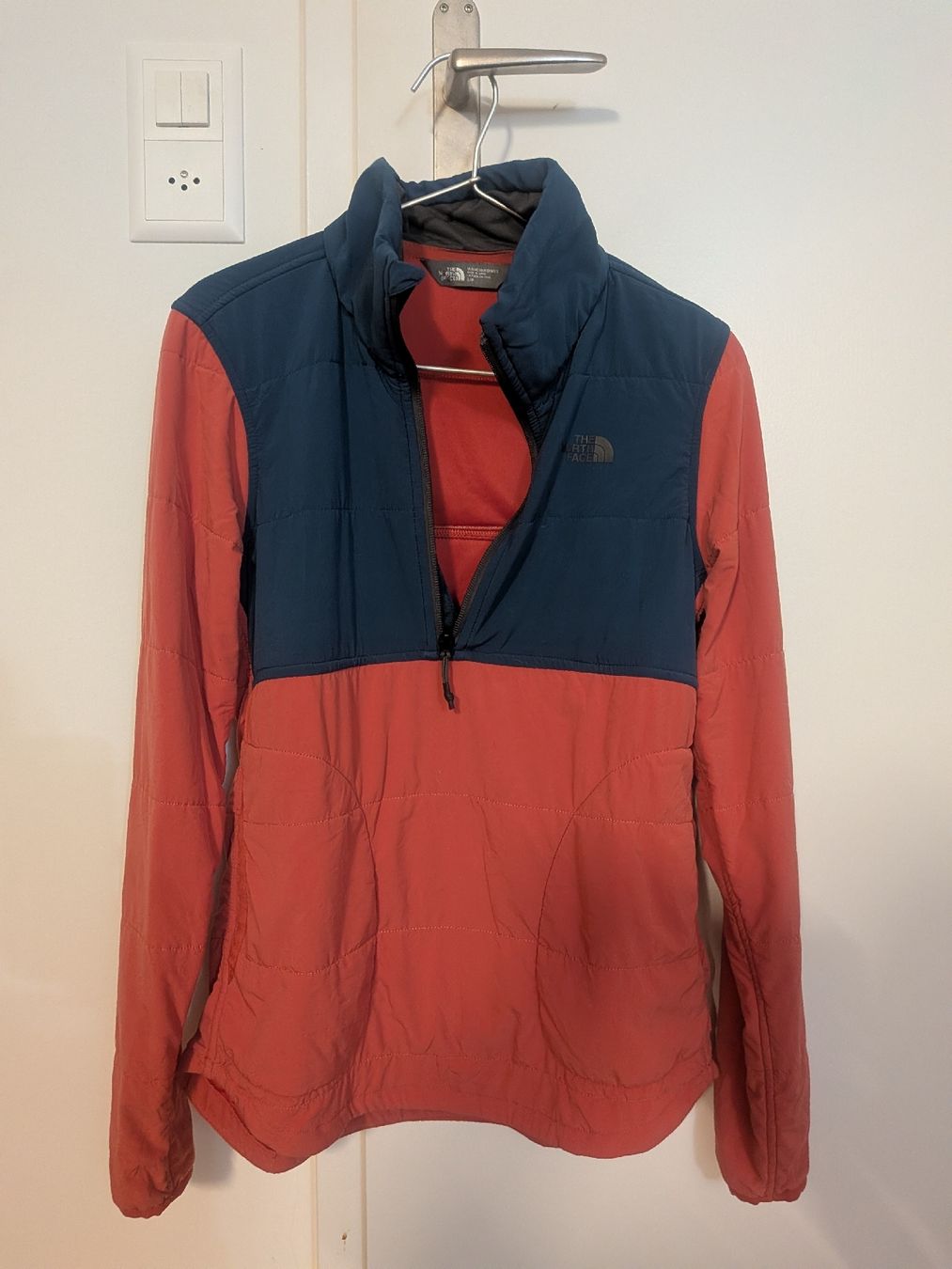 North Face Pulls & Sweat-shirts: North Face Sweatshirt  – Neuf (Voir description) à Aesch BL par Catjpa 1