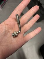 Adaptateur embout pour gonfler le pneu poussette