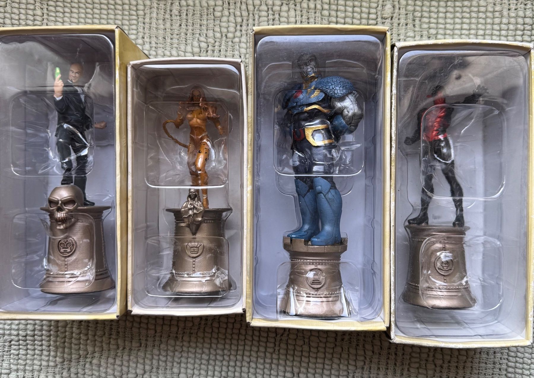 Statuette: Eaglemoss komplettes Schachset Superman v Lex Luthor 32 Box – Nuovo e nell'imballaggio originale da Grabs venduto da Dekostuebli 3