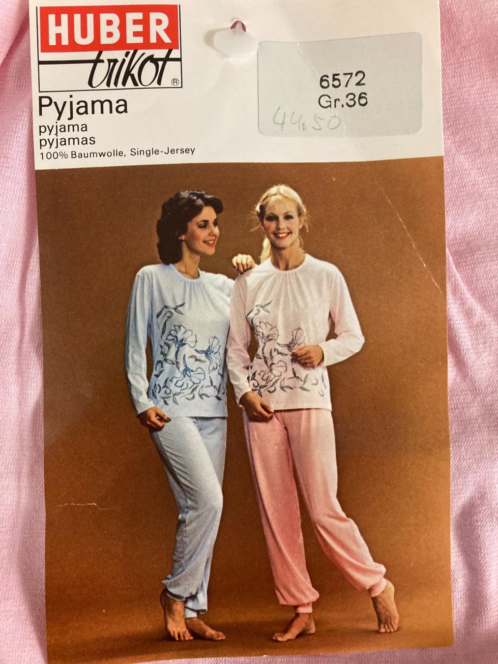 Négligés & Pyjamas: Damenpyjama – Neuf avec emballage d'origine à Balsthal par dasesaro 1