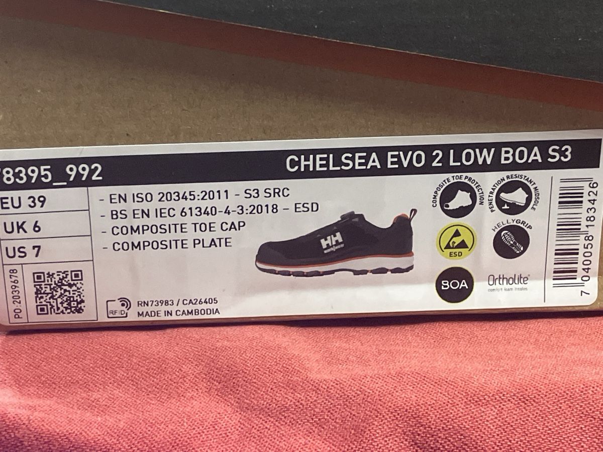 Helly Hansen Scarpe da uomo: Helly Hansen Chelsea Evo 2, Grösse 39 NEU – Nuovo e nell'imballaggio originale da Erlenbach im Simmental! venduto da Simmentaler-Perlen 9