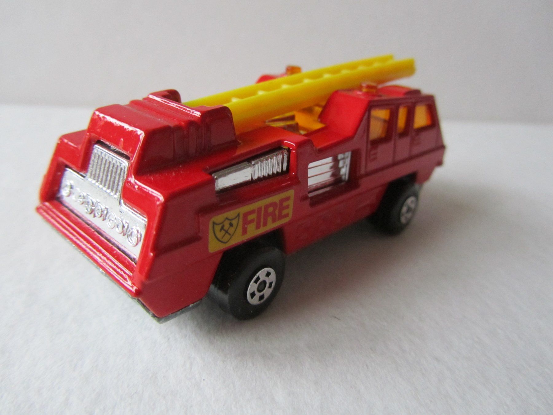 Matchbox Modellini d'auto: Blaze Buster, Matchbox Superfast, Nr. 22C, unbespielt – Nuovo (secondo la descrizione) da Weiningen ZH venduto da dietsch57 3
