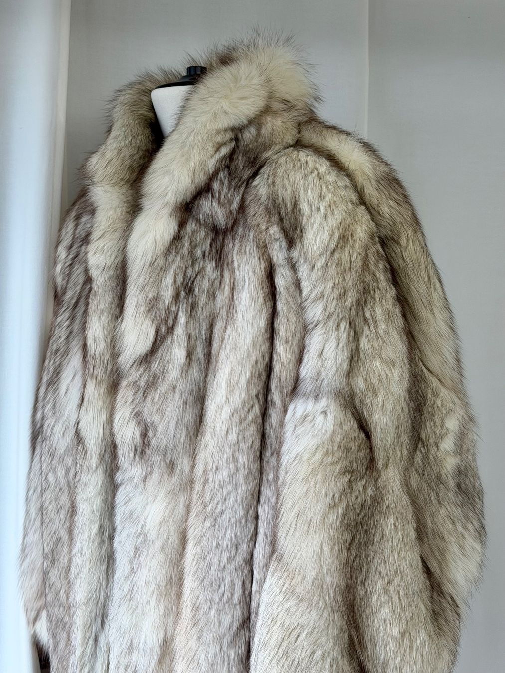 Cappotti: Pelzjacke XL Blaufuchs Top – Usato da Wil SG venduto da WilSG9500 1