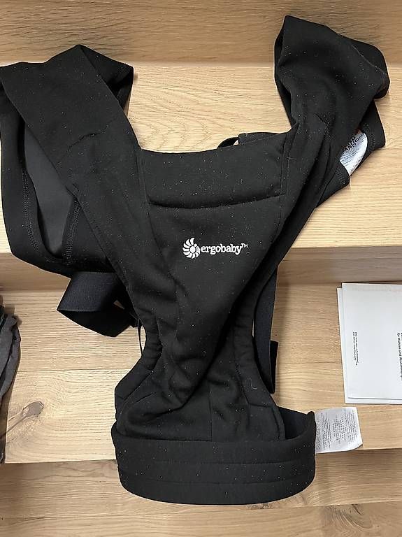 Ergo Baby Marsupi portabebè: Babytrage Ergobaby – Usato da Freienwil venduto da Eggice2994