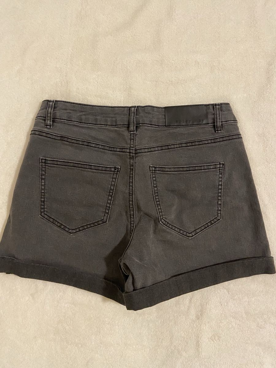 Jeans: Short – Usato da Conthey venduto da Lulu310 1