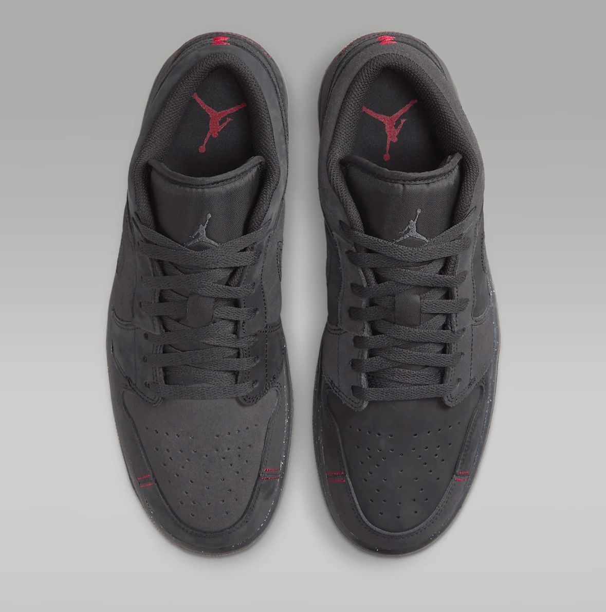 Jordan Herrenschuhe: Air Jordan 1 Low Black – Neu und originalverpackt aus Langenthal von petmar93 1