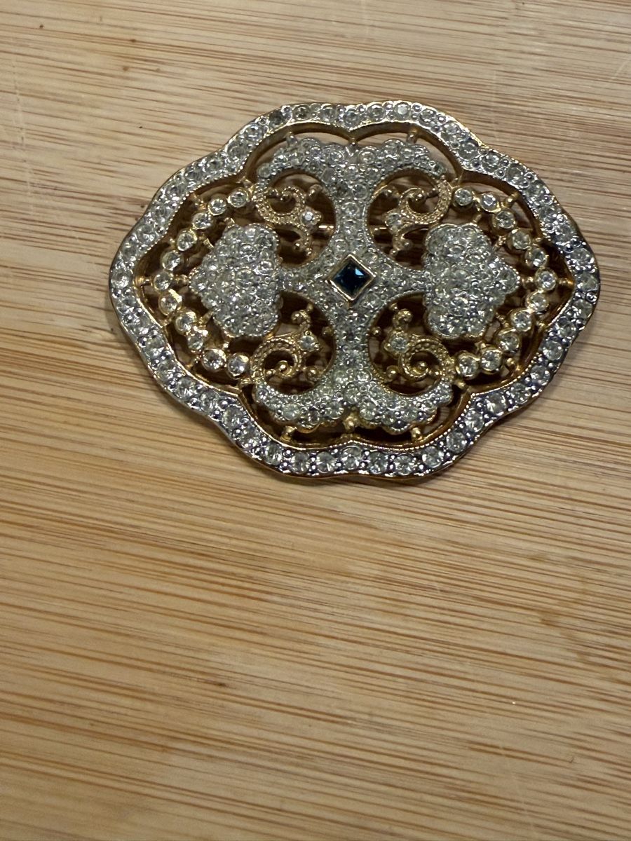 Broches & Aiguilles: Brosche goldfarben mit Stein – D'occasion à Basel par zukk_ 1